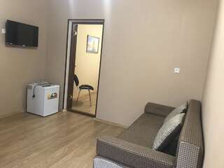 Гостевой дом Guest house GUMA Сухум Семейный номер-5